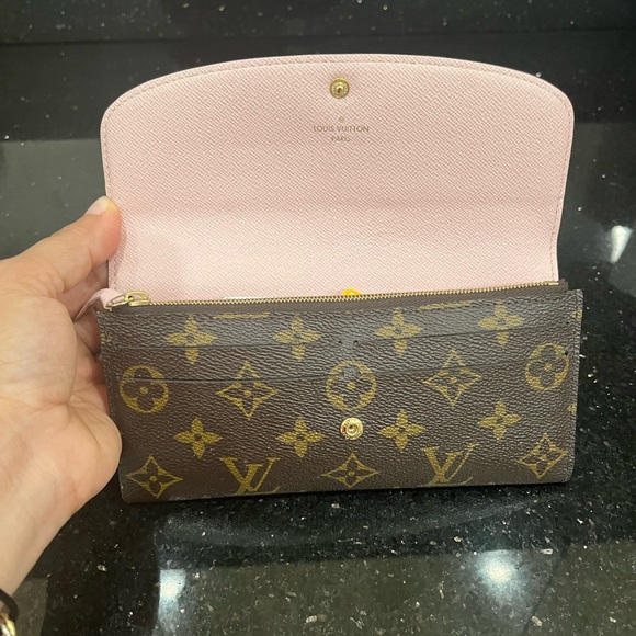 AUTHENTIC Louis Vuitton Emilie Wallet - Picture 3 of 4